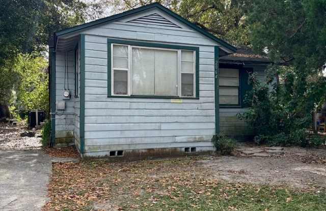 Large Single Family House for Rent. photos photos