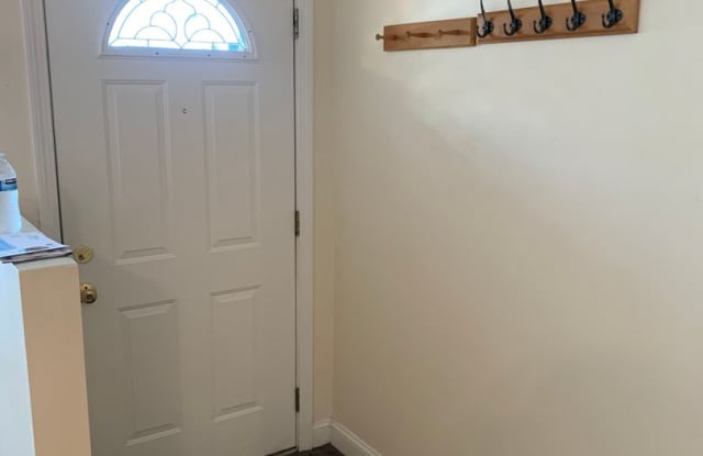 Great 1 Bed Home in East Cambridge + AC photos photos Great 1 Bed Home in East Cambridge + AC photos photos