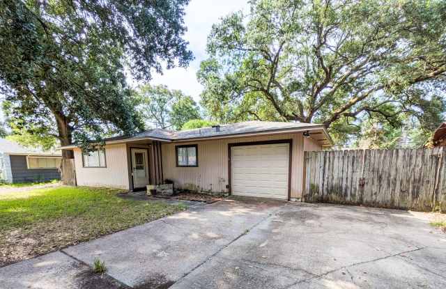 2109 Coronado Pl, Orange, TX 77630 photos photos