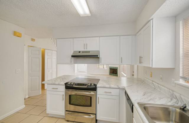 3 BR/2 BA duplex is located off Mahan in Chateau Lafayette. Gallery 3