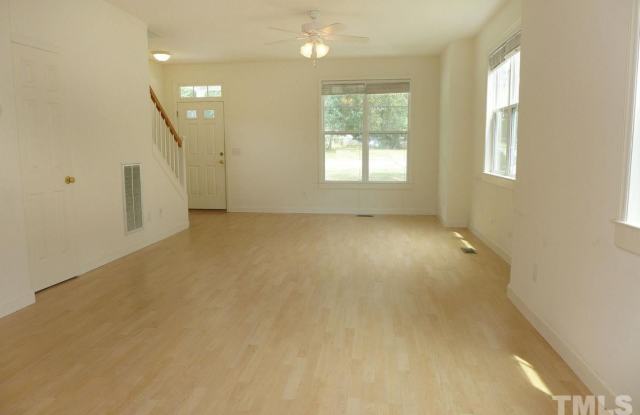 307 W Poplar Avenue Gallery 2