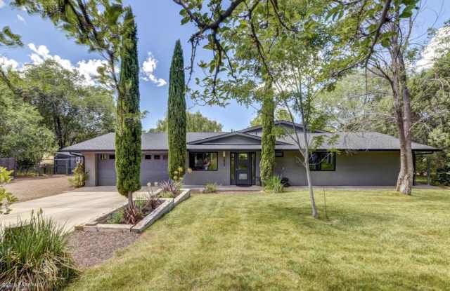 1822 Kay Cee Lane Gallery 2