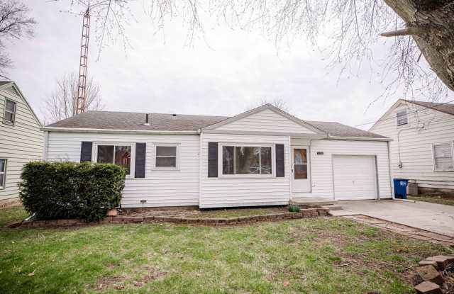 Beautiful Three Bedroom Home For Rent In Washington Local! photos photos