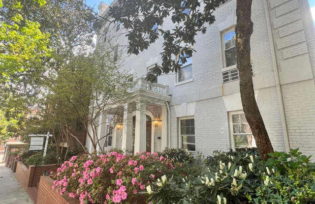 Charming Studio Condo in Adams Morgan! - 1816 Kalorama Road Northwest, Washington, DC 20009