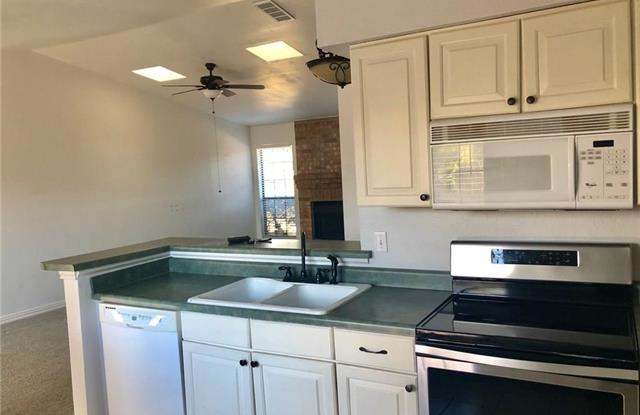 2203 Maplewood Trail Gallery 3