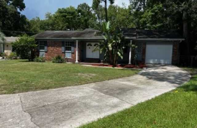 5406 COMMUNITY CIR - 5406 Community Cir, Jacksonville, FL 32207