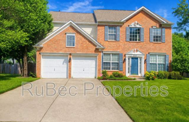 10513 Scotch Pine Circle - 10513 Scotch Pine Circle, Charlotte, NC 28262