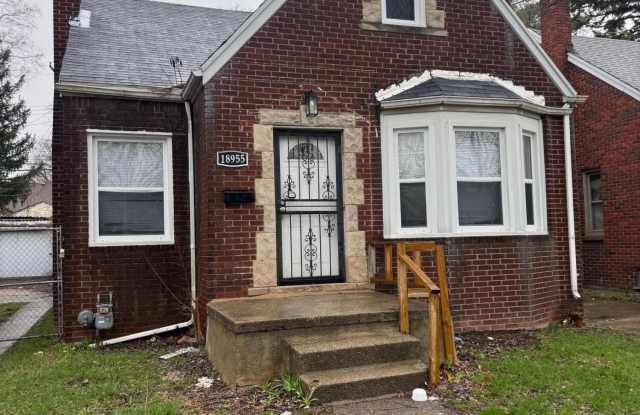 18955 Hamburg Street photos photos