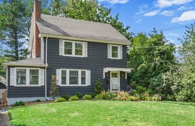 487 Summit Ave - 487 Summit Avenue, Essex County, NJ 07040 487 Summit Ave - 487 Summit Avenue, Essex County, NJ 07040