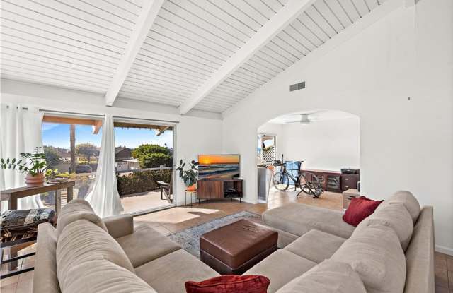 55+ Community in San Clemente Gallery 4