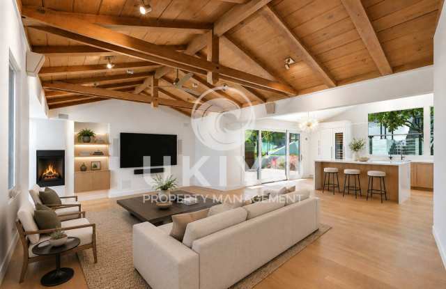 133 Hilltop Crescent photos photos