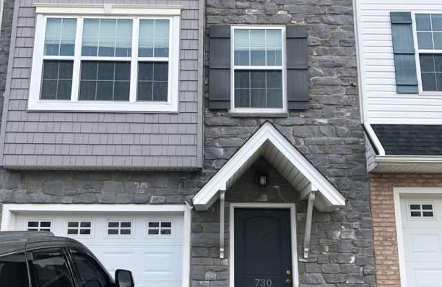 Beautiful 3 Bedroom, 2.5 Bath Townhome in Dallastown School District! photos photos