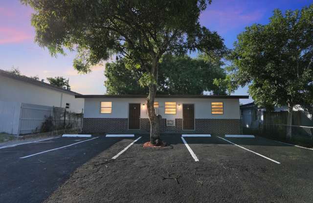 2734 Northwest 15th Street - 1 Gallery 2