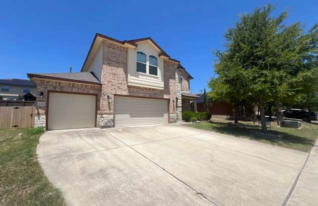 NEWLY PRICED - AVAILABLE NOW! Gallery 3