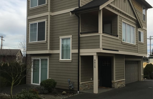 9515 Holly Drive - 1 - 9515 Holly Dr, Everett, WA 98204