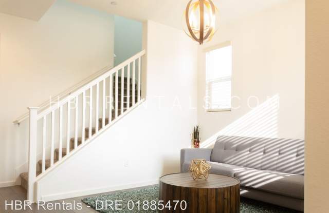 309 Catalina Way Gallery 2