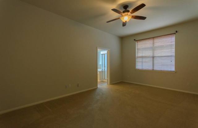 2708 Sequoia Lane Gallery 4
