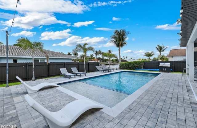 2419 Country Club Boulevard photos photos 2419 Country Club Boulevard photos photos