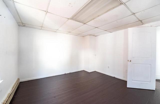 746 Willey Street - A photos photos