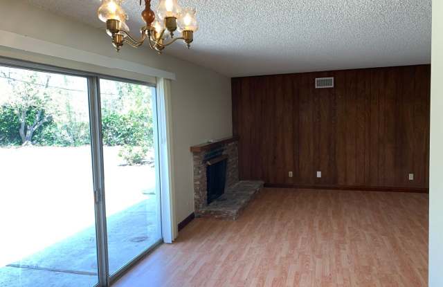 3375 Gerald Drive Gallery 4