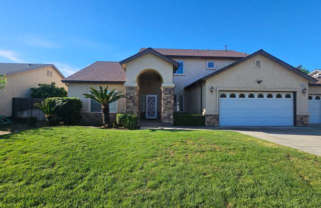 Great home in Kingsburg with Solar photos photos