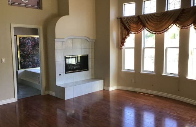 11660 Windcrest Lane - 11660 Windcrest Lane, San Diego, CA 92128