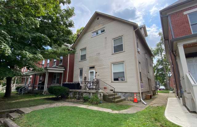 129 W 9th Ave - 129 West Ninth Avenue, Columbus, OH 43201