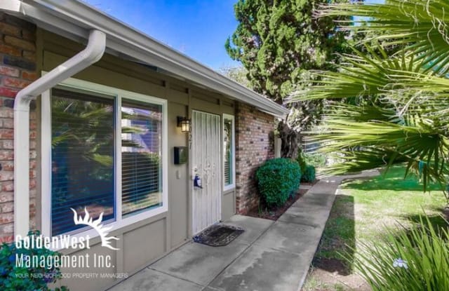 8021 Camino Huerta - 8021 Camino Huerta, San Diego, CA 92122