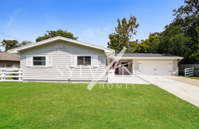 9263 Gerona St - 9263 Gerona Street, Spring Hill, FL 34608