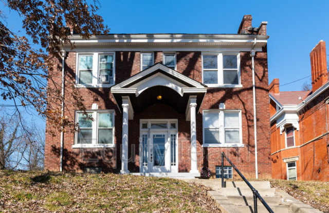 3025 Gilbert Ave photos photos
