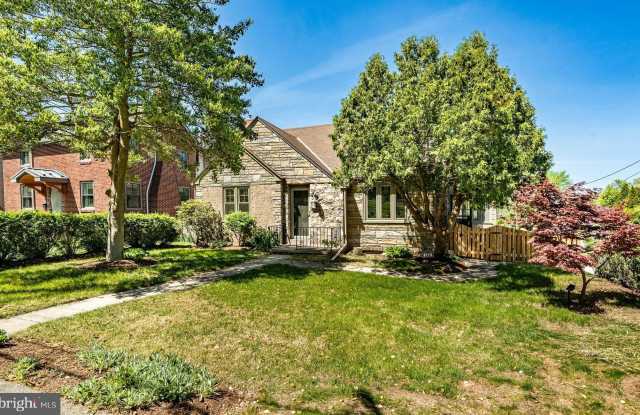 149 2ND AVENUE photos photos
