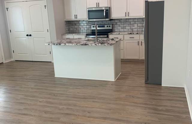 Pleasant Grove Townhouse for rent! Gallery 3
