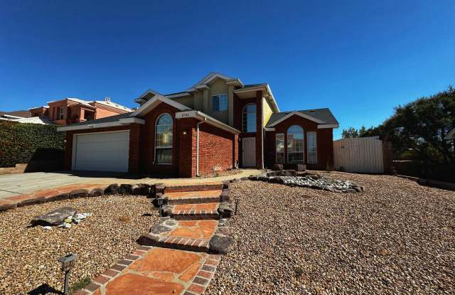 8704 Oakcrest Place NW Gallery 2
