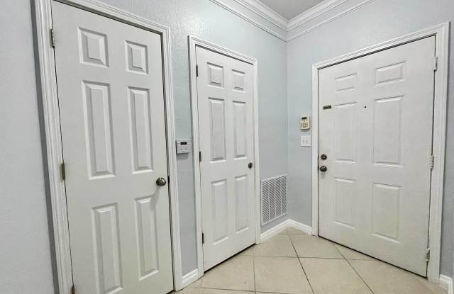 4333 Bayside Village Dr Apt 128 Gallery 3