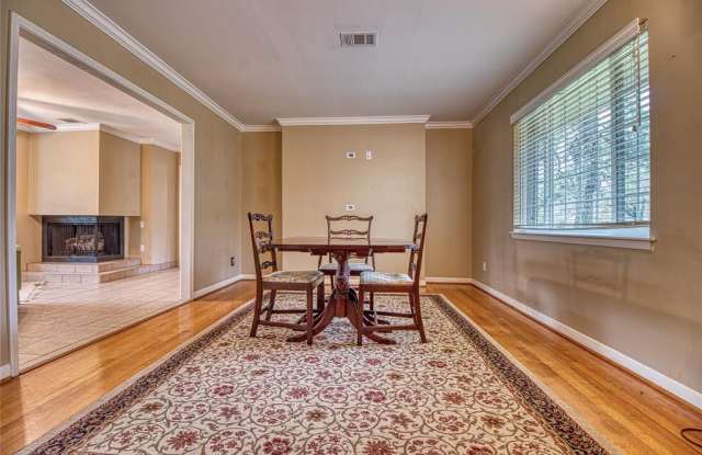 4518 Kingfisher Drive Gallery 3