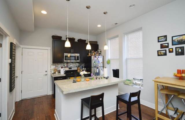 1501 West Superior St. photos photos