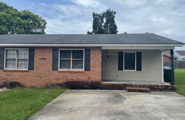 2BD/1B Duplex in Remerton photos photos