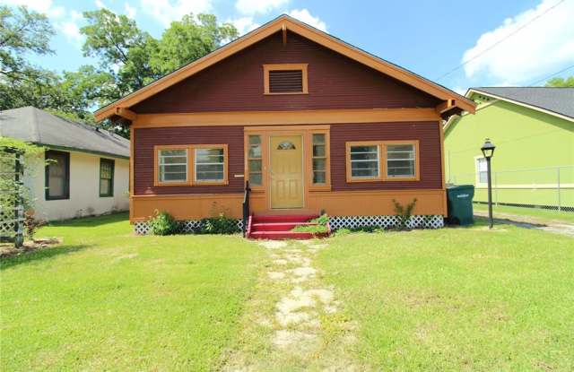 House For Rent 1280 Harrison St, Beaumont, TX 77701 - 1280 Harrison Avenue, Beaumont, TX 77701