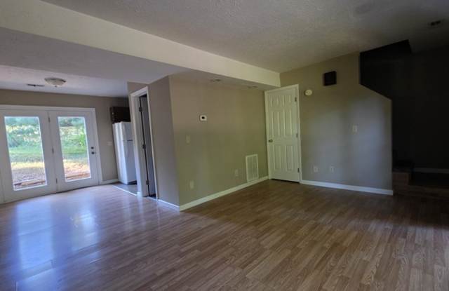 3918 Timberlake Road #16 Gallery 2
