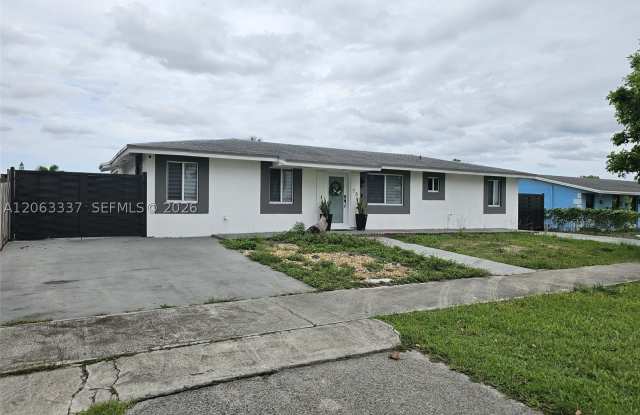 75 SW 18th Ave photos photos