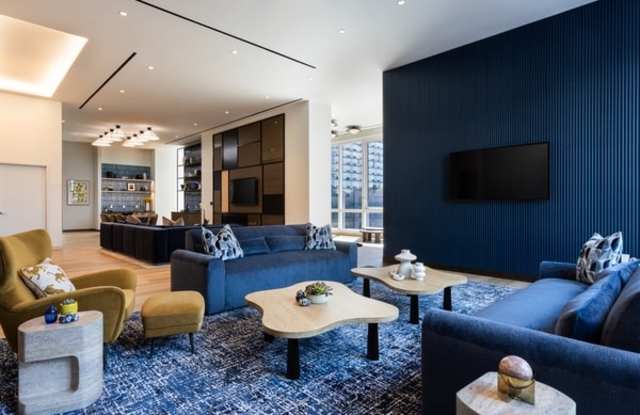 The Bold Gallery 4