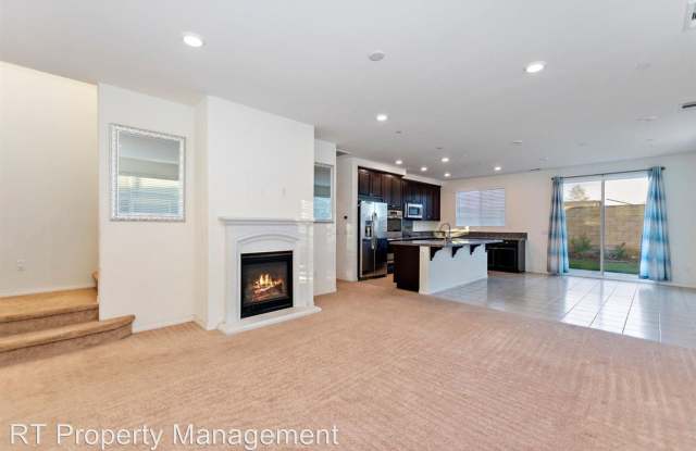 8265 Sunset Hills Pl Gallery 3