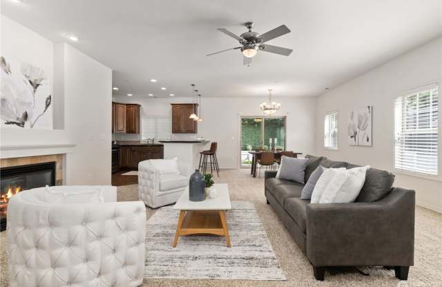 Trails at Tiburon Townhome photos photos