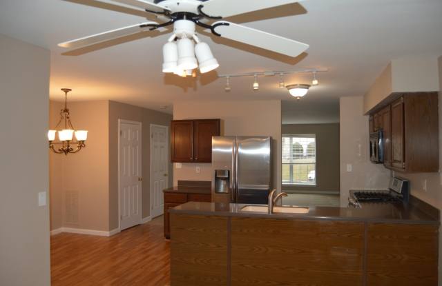 2440 HILLENDALE DRIVE Gallery 3