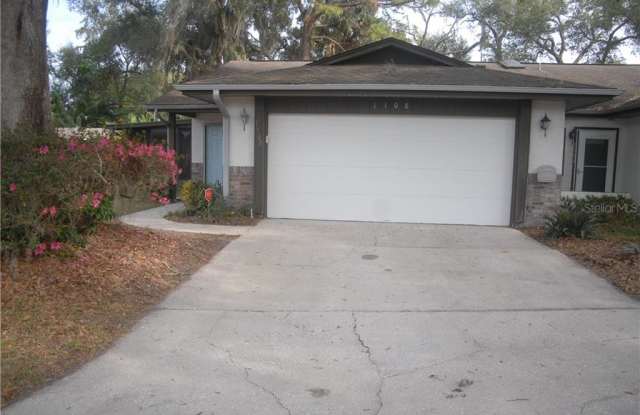 1108 GOLF CLUB COURT - 1108 Golf Club Court, Mount Dora, FL 32757