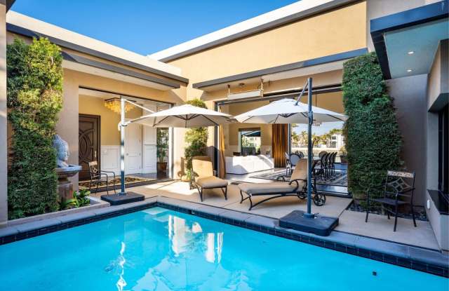 Oxnard | WATERFRONT | 3 Bed + 3.5 Bath | Fully Furnished | 4490 Eastbourne Bay photos photos