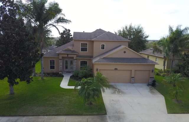 Gorgeous 5x4 home in gated community Gallery 1