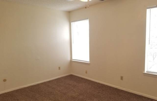 2215 Westyork Dr Gallery 4