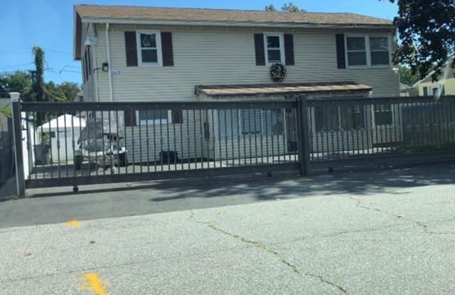 73-75 Marshland st - 73 Marshland St, Haverhill, MA 01830