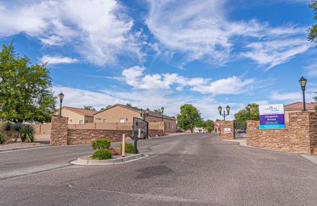 2412 Village Dr Gallery 4
